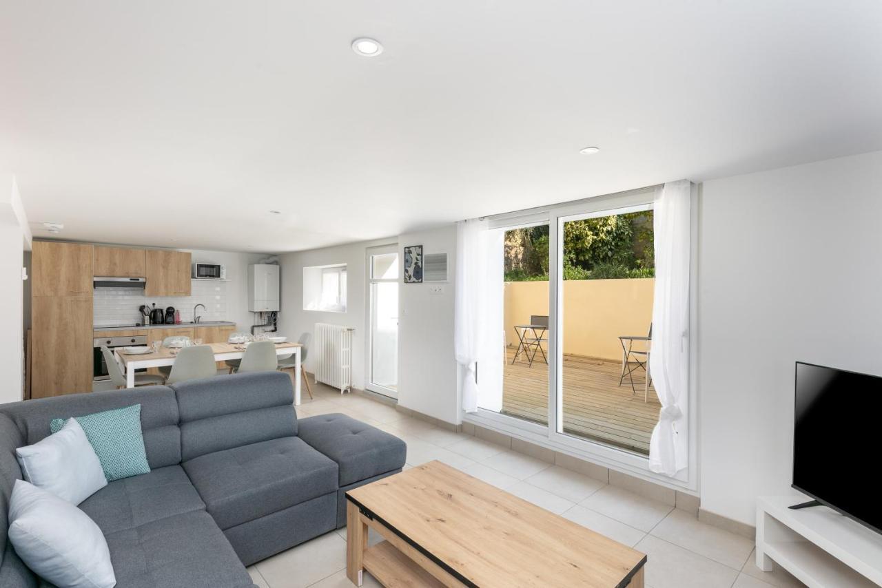 La Recouvrance: Spacious Room with Shared Living and Private Terrace Brest Exterior photo